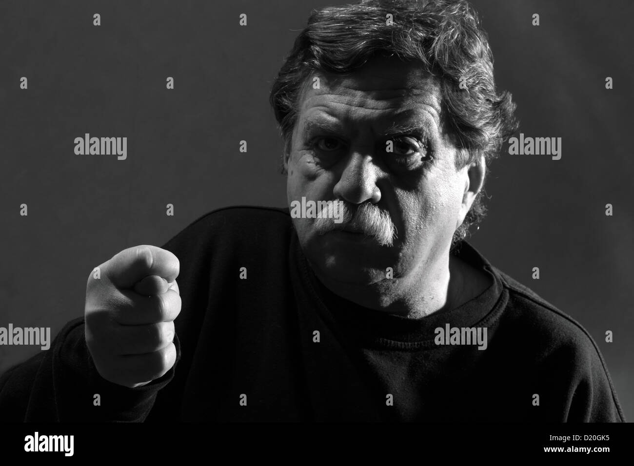 homme montre fig Banque D'Images