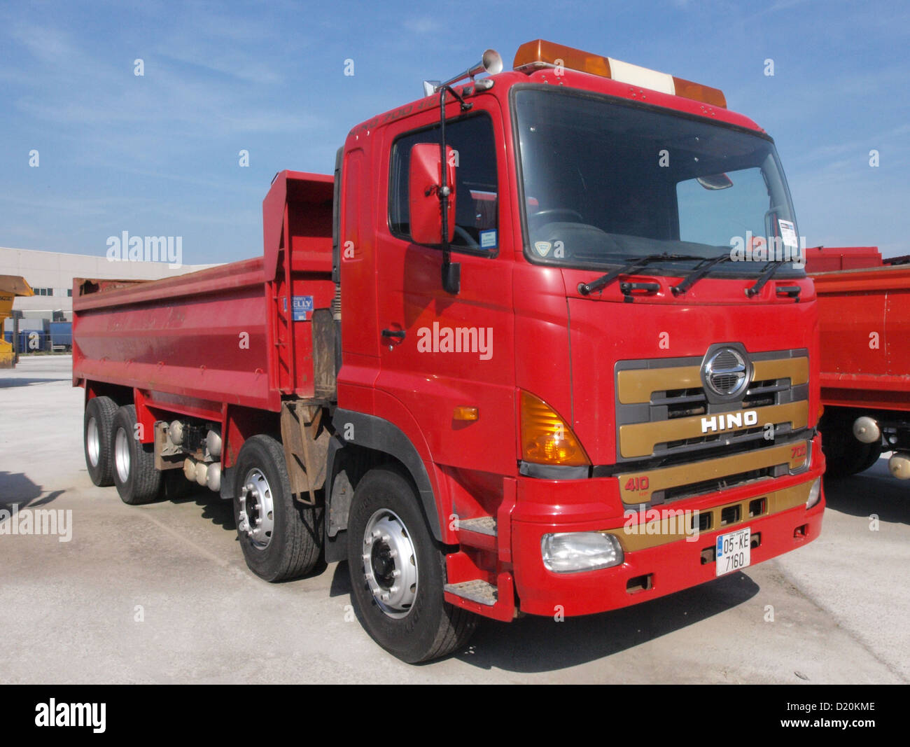 Hino 700 series 410 camion benne hp Banque D'Images