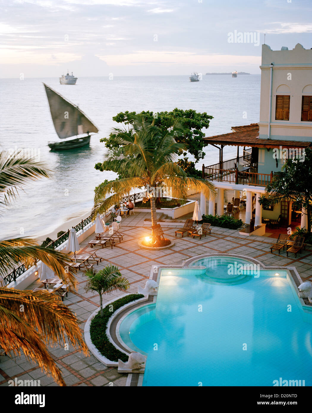 Serena Inn Hotel, ancien palace hôtel de luxe d'aujourd'hui Groupe Aga Khan à la rive de Forodhani Stone Town, Zanzibar, Tanzanie, Eas Banque D'Images