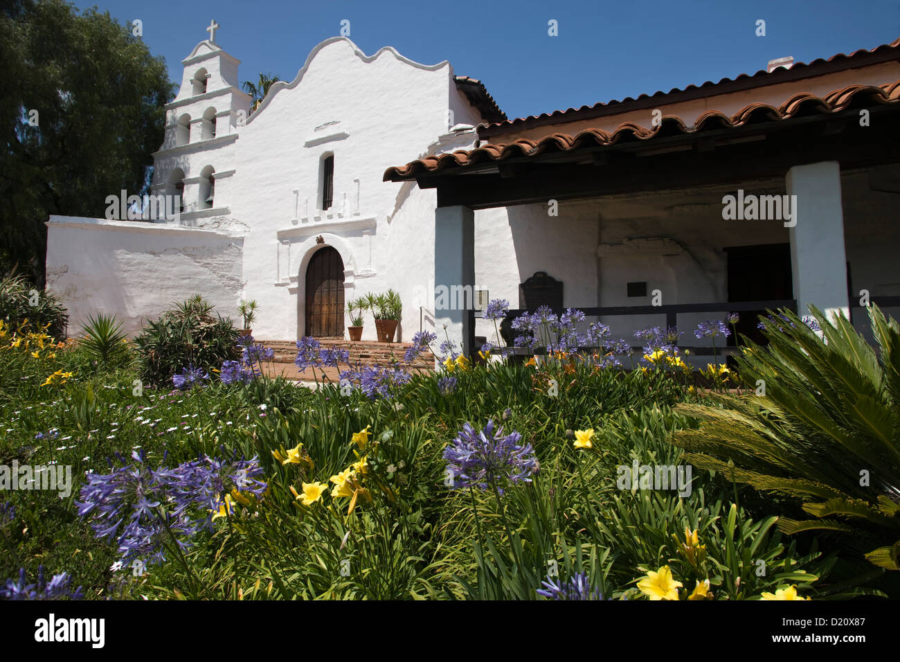 Jardin MISSION SAN DIEGO DE ALCALÁ SAN DIEGO CALIFORNIA USA Banque D'Images