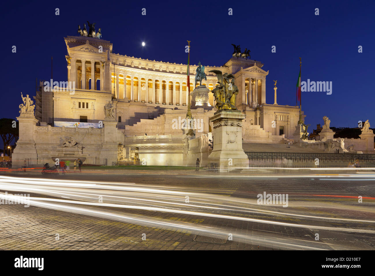 National Monument, Monument Vittorio Emanuele II dans la lumière du soir, la Place de Venise, Rome, Latium, Italie Banque D'Images