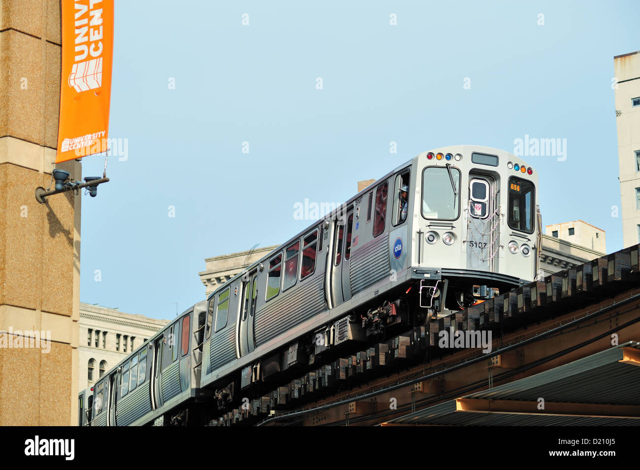 USA Illinois Chicago LTC du train au moment où il quitte les fameux Loop (Chicago University Center Banque D'Images