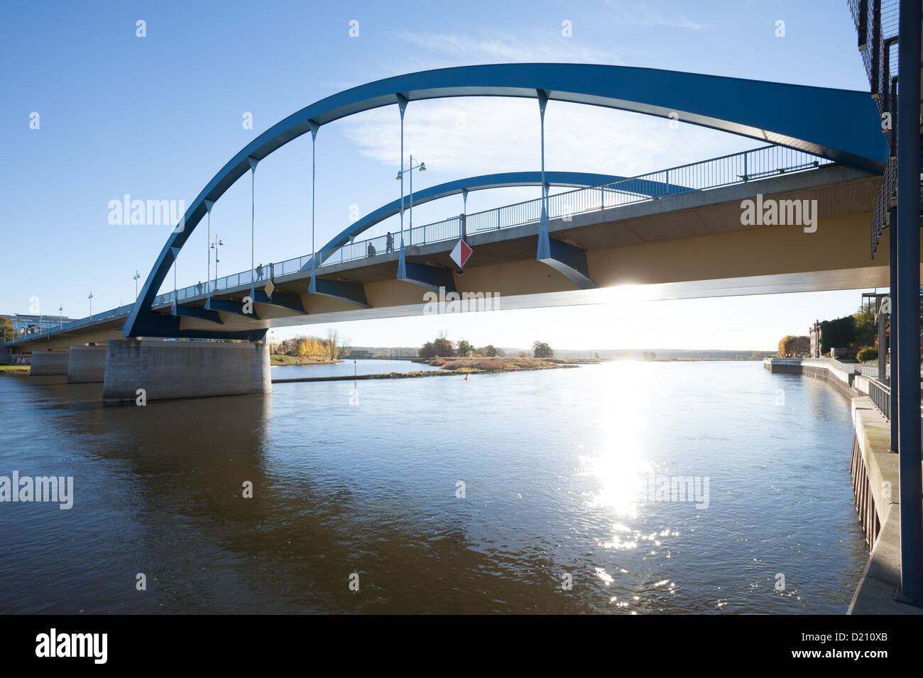 Oderbruecke Bridge, Frankfurt Oder Allemagne à Slubice Pologne Banque D'Images