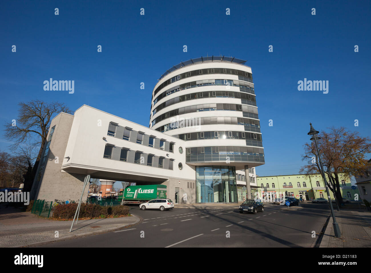 Tour de bureaux près de la gare, Fuerstenwalde / Spree, Brandebourg Banque D'Images