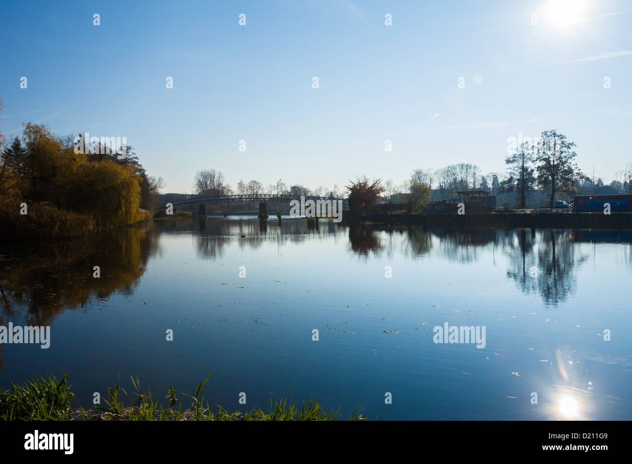 Vue sur la rivière Spree, Fuerstenwalde, Brandebourg Banque D'Images