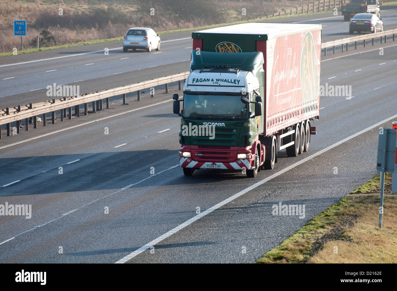 Un Fagan et Whalley camion sur l'autoroute M40, UK Banque D'Images