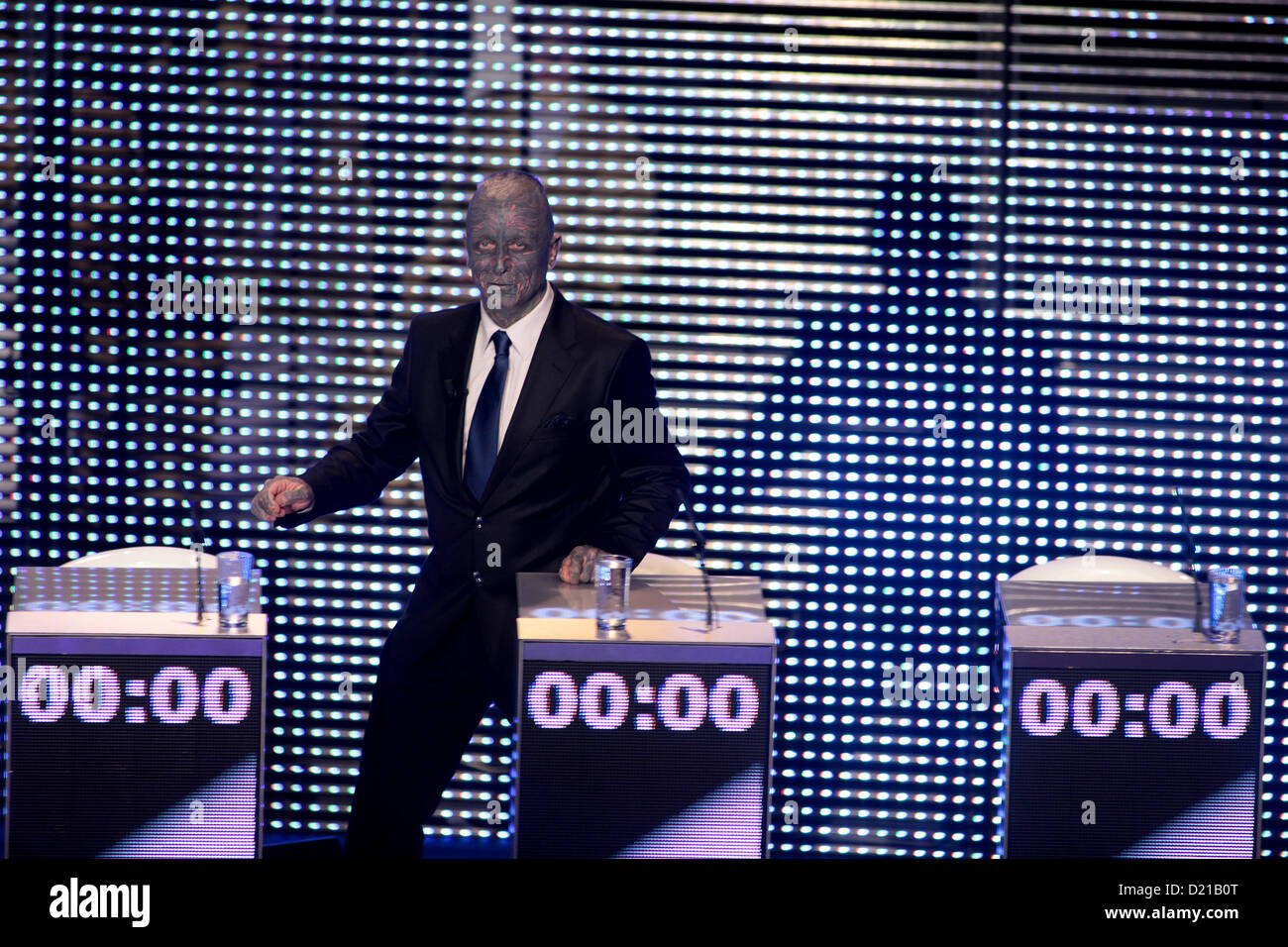 10 janvier 2013 Prague, République tchèque.candidate présidentielle Vladimir Franz assiste à un débat télévisé, à Prague. Banque D'Images