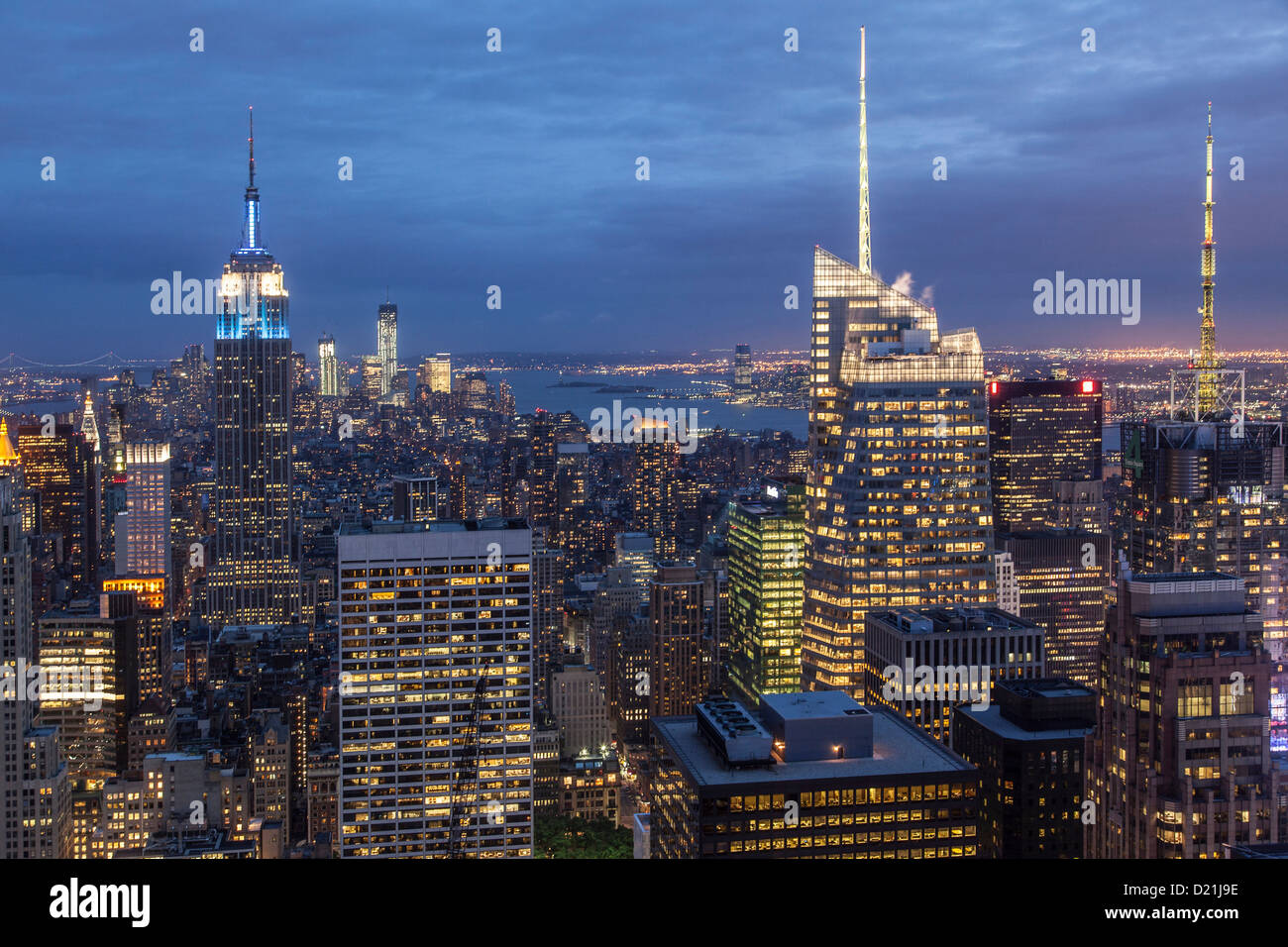 Skyline Manhatton vu depuis le Rockefeller Center, l'architecte Raymond Hood, Manhattan, New York City, New York, USA Banque D'Images