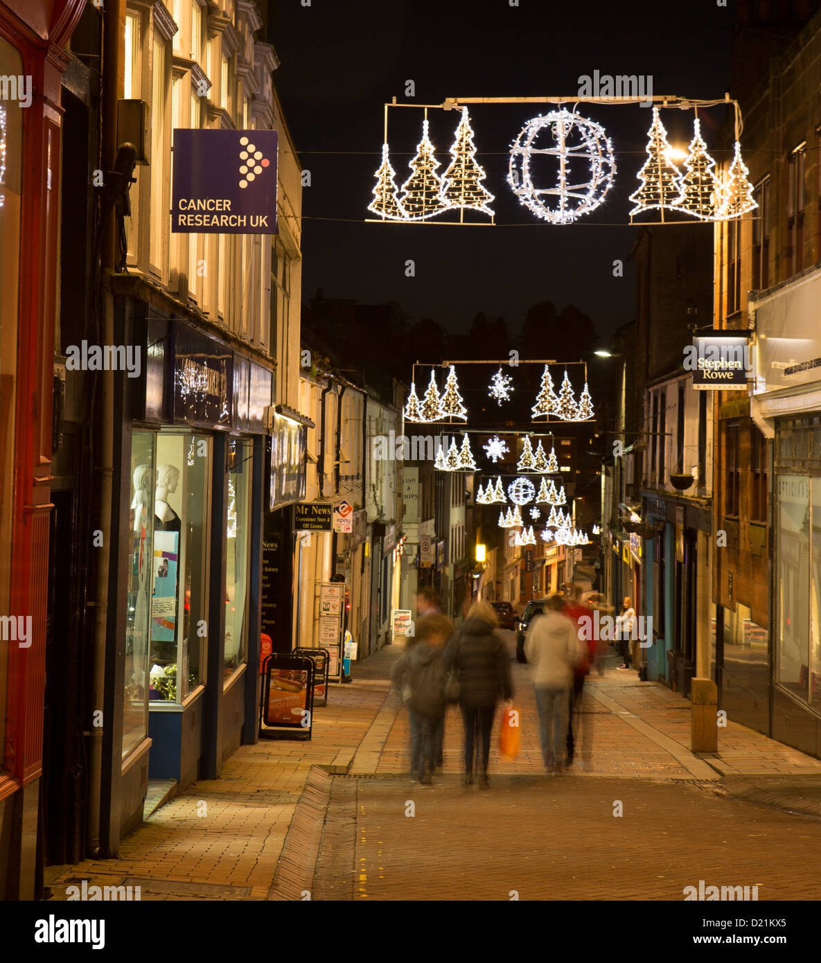 Lumières de Noël dans le centre-ville de Dumfries Banque D'Images