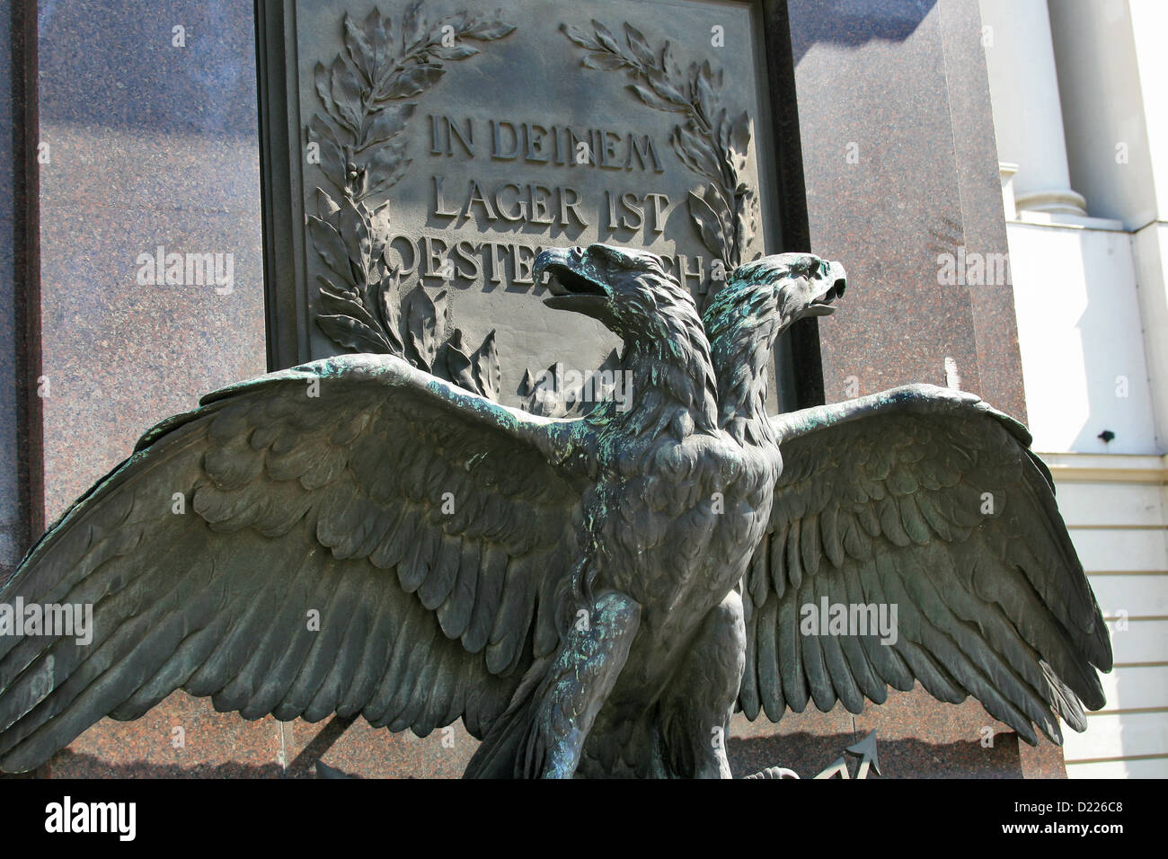 Symbole autrichien dirigé deux eagle statue Banque D'Images