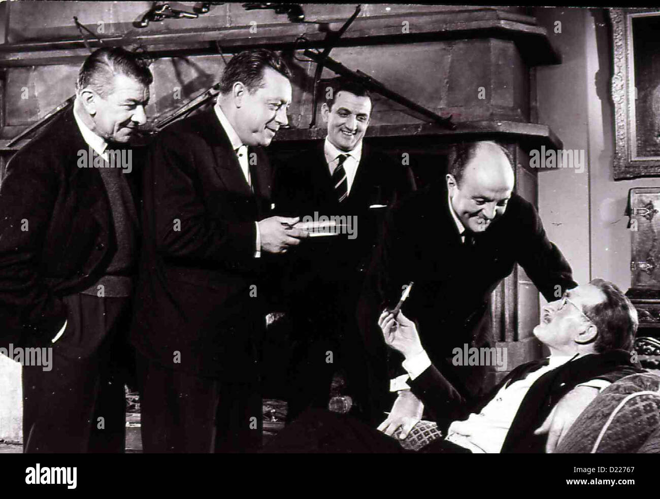 Marie-Octobre Marie-Octobre Robert Dalban, Paul Meurisse, Lino Ventura, Bernard Blier, Noël Roquevert Blanchet (Robert Banque D'Images