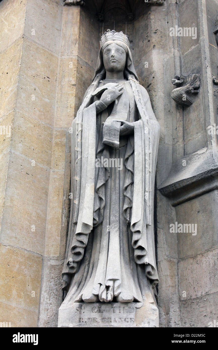 Statue de Saint Clotilde, Saint Germain l'Auxerrois, église, Paris Banque D'Images