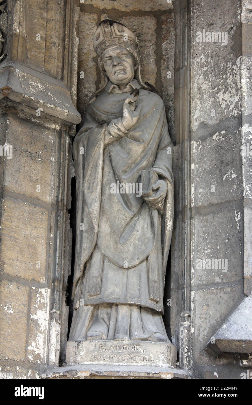 Statue de Saint Alode, Saint Germain l'Auxerrois, église, Paris Banque D'Images