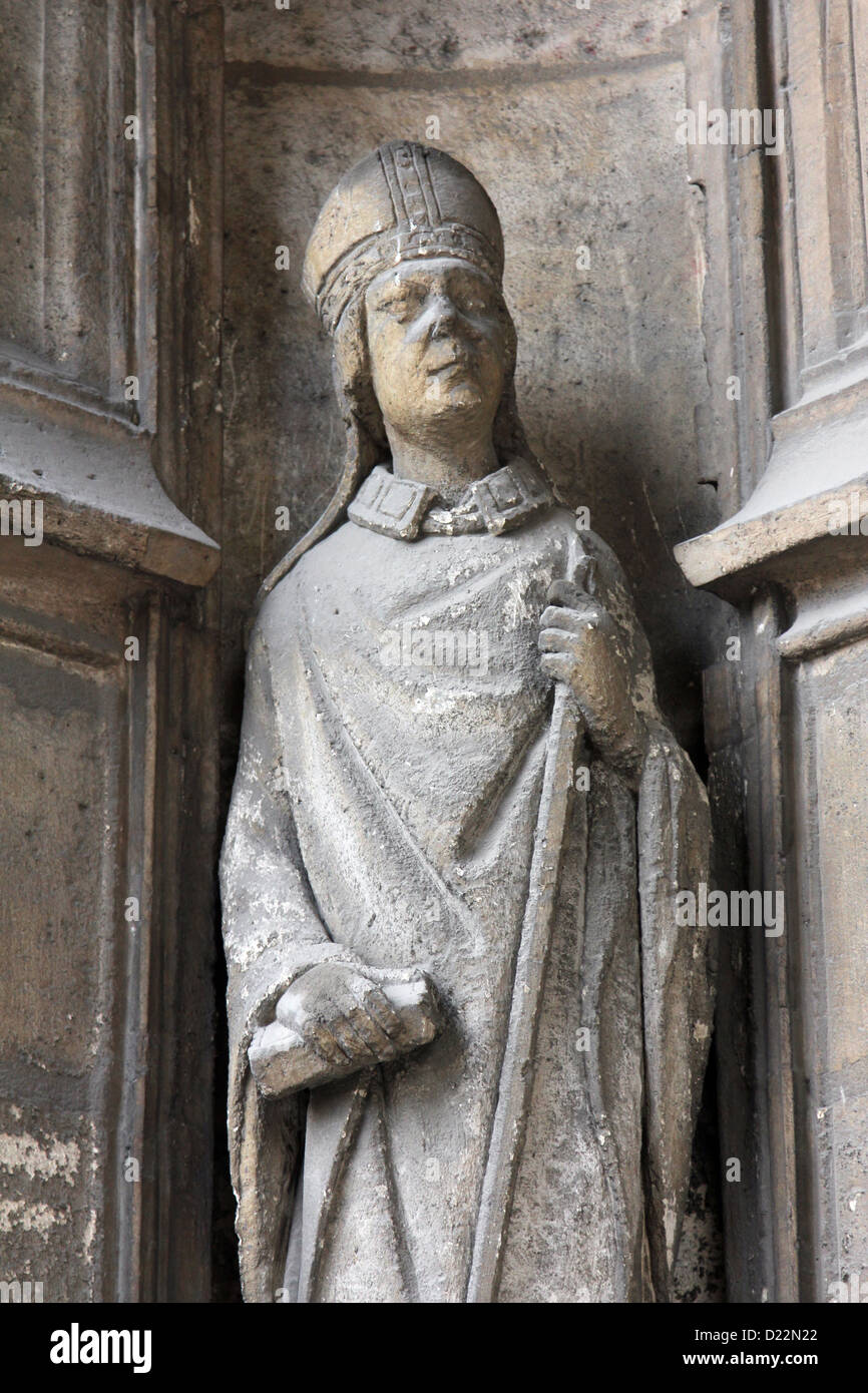 Statue de Saint, Saint Germain-l'Auxerrois, église, Paris Banque D'Images