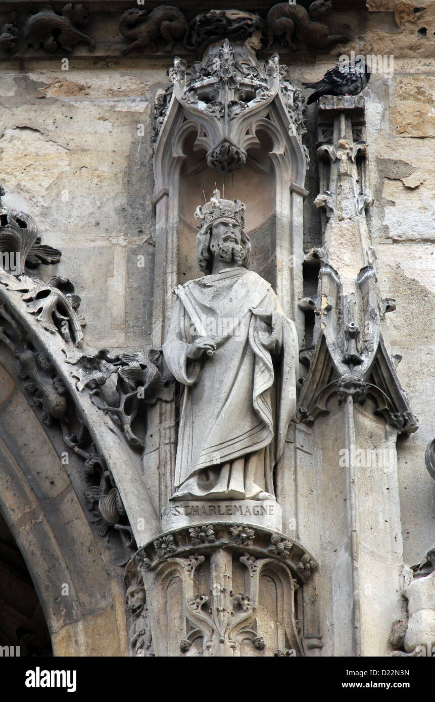 Statue de saint Charlemagne, Saint Germain l'Auxerrois, église, Paris Banque D'Images
