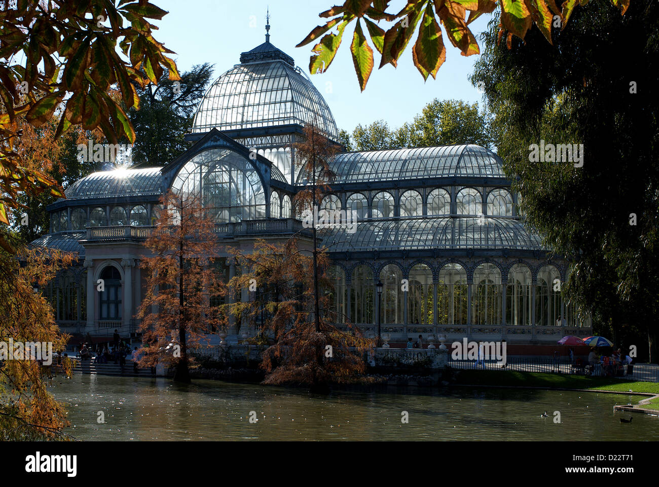 Madrid, Espagne, le palais de cristal dans le parc du Retiro Banque D'Images
