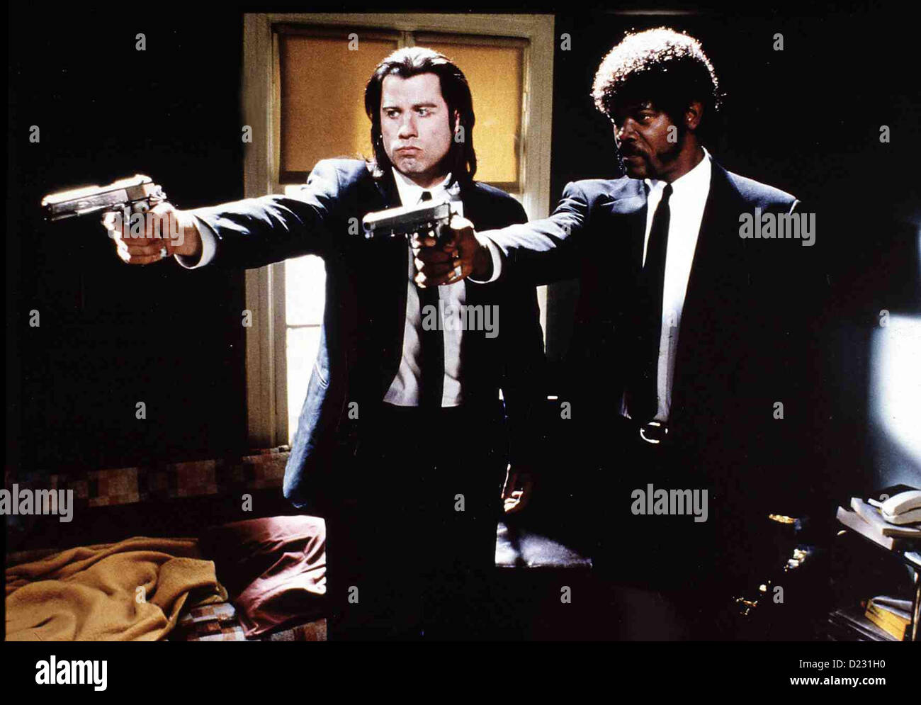 Pulp Fiction Pulp Fiction John Travolta, Samuel L. Jackson mourir Profikiller Vincent (John Travolta) und Jules (Samuel L. Banque D'Images