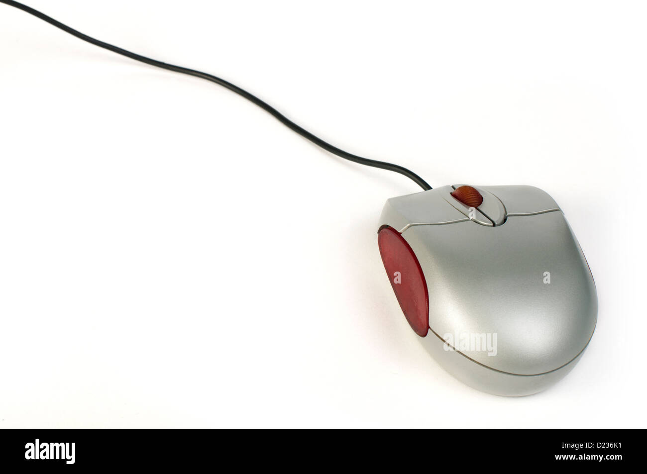 Petite souris d'ordinateur isolé blanc Banque D'Images