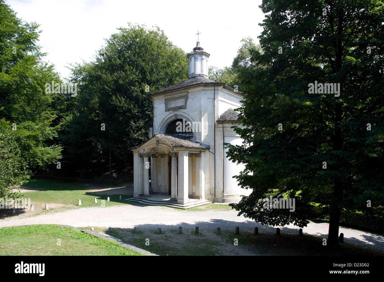 Piemonte : Sacro Monte di Francesco - Facciata della Cappella XIII, Banque D'Images
