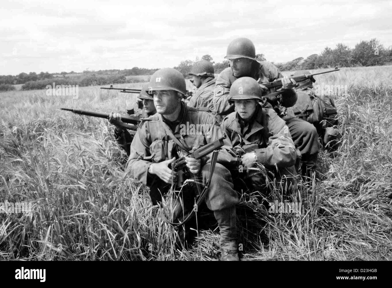 Il faut sauver le soldat Ryan Saving Private Ryan Le Capitaine John Miller (Tom Hanks), Wade (Giovanni Ribisi Medic), Sergent Horvath (Tom Banque D'Images