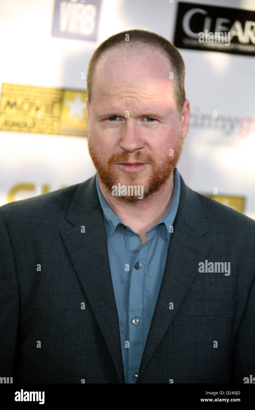 Réalisateur Joss Whedon arrive à la 18e Conférence annuelle de Critics' Choice Awards au Barker Hanger à Santa Monica, USA, le 10 janvier 2013. Photo : Hubert Boesl/dpa Banque D'Images