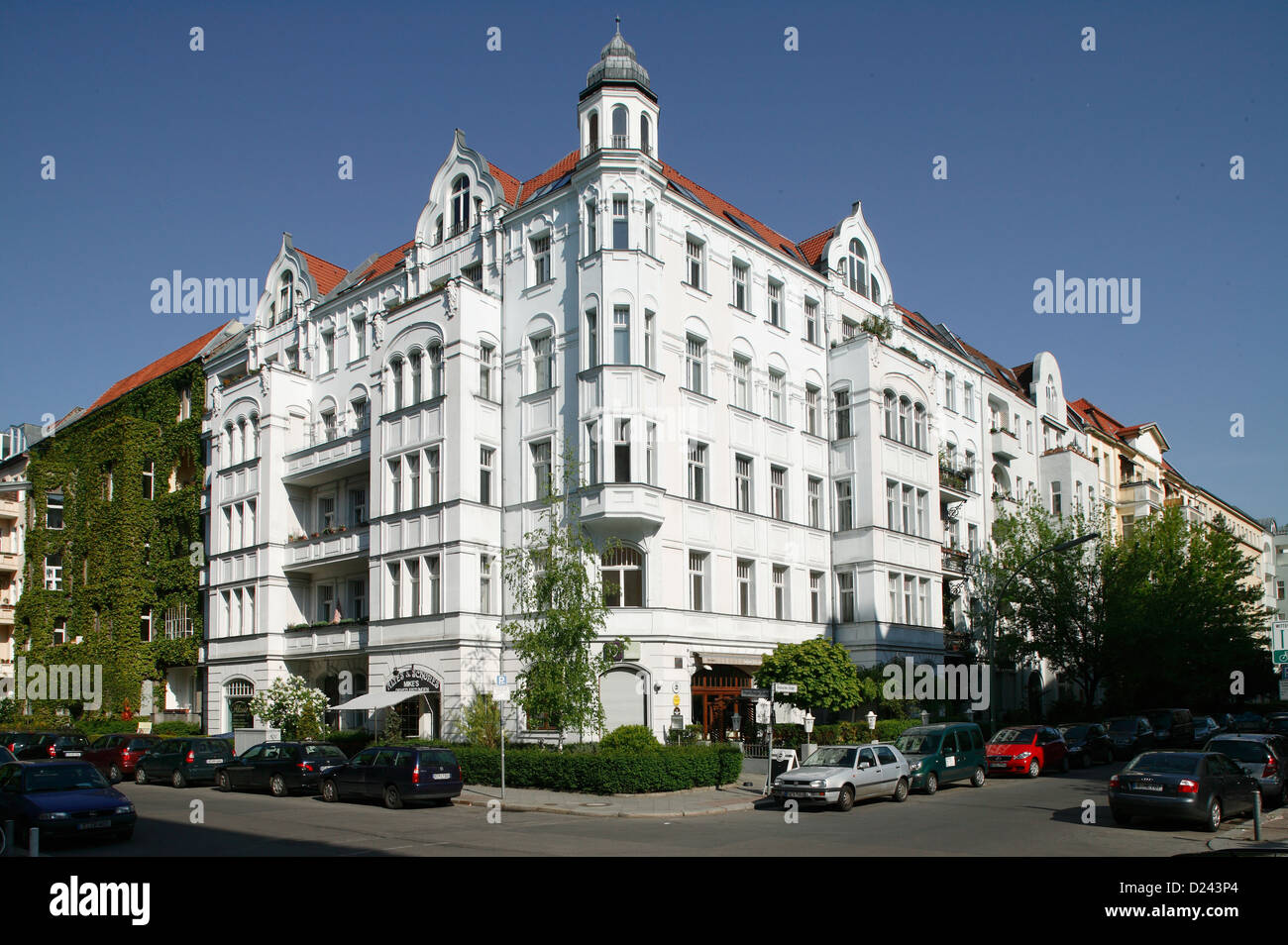 Berlin, Allemagne, maison d'angle à Schoeneberg Banque D'Images