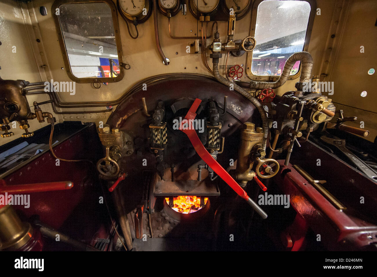 Londres, Royaume-Uni. 13 janvier 2013. Le métro de Londres fête son 150e anniversaire avec une course d'une locomotive à vapeur tiré d'Olympie à Moorgate. London, UK 13 janvier 2013. Banque D'Images