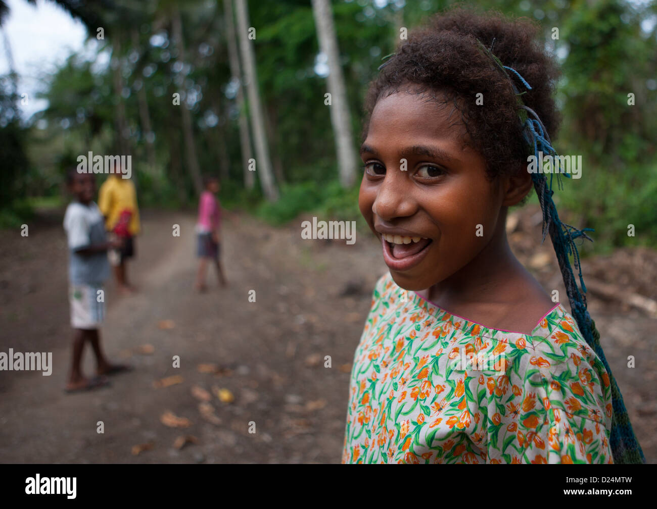 Smiling Girl, Alotau, Milne Bay Province, Papua Nouvelle Guinée Banque D'Images