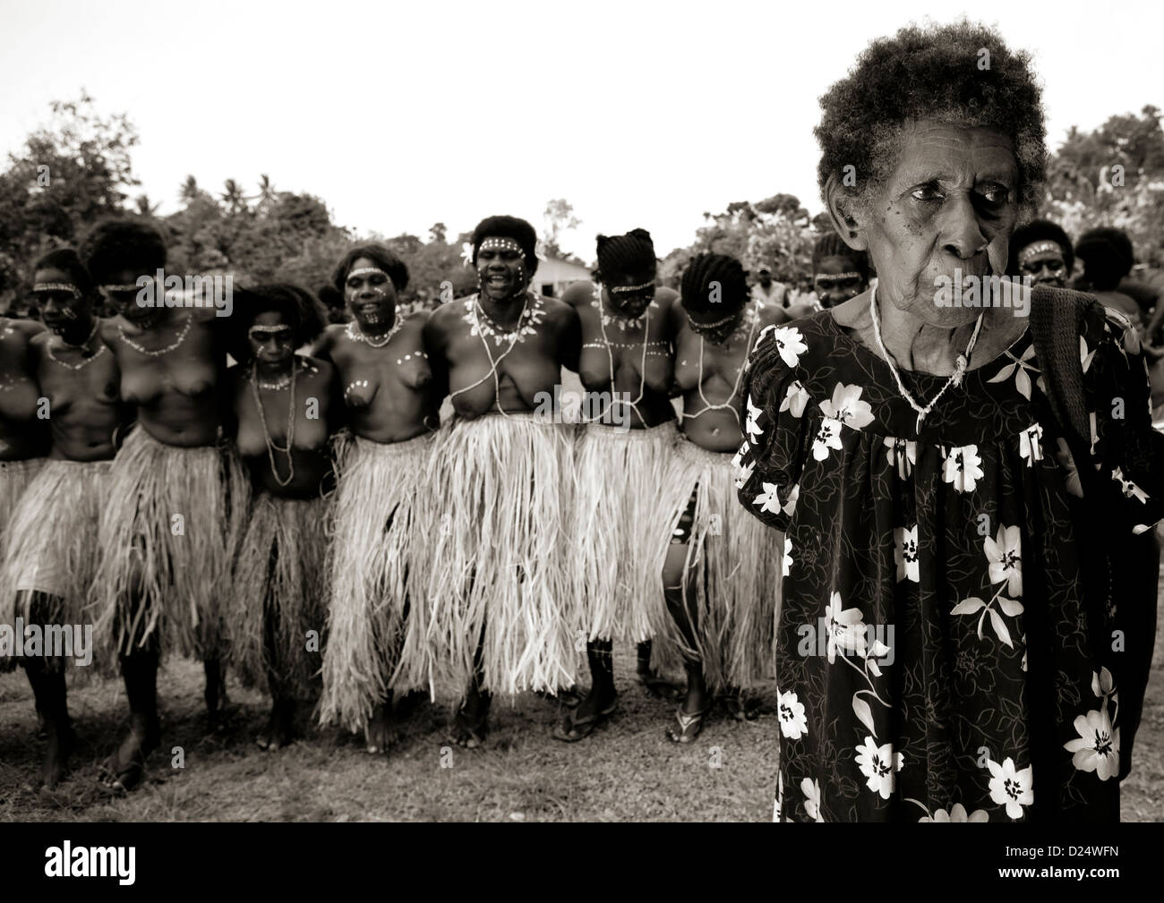 Vieille Femme, Bougainville, en Papouasie Nouvelle Guinée Banque D'Images