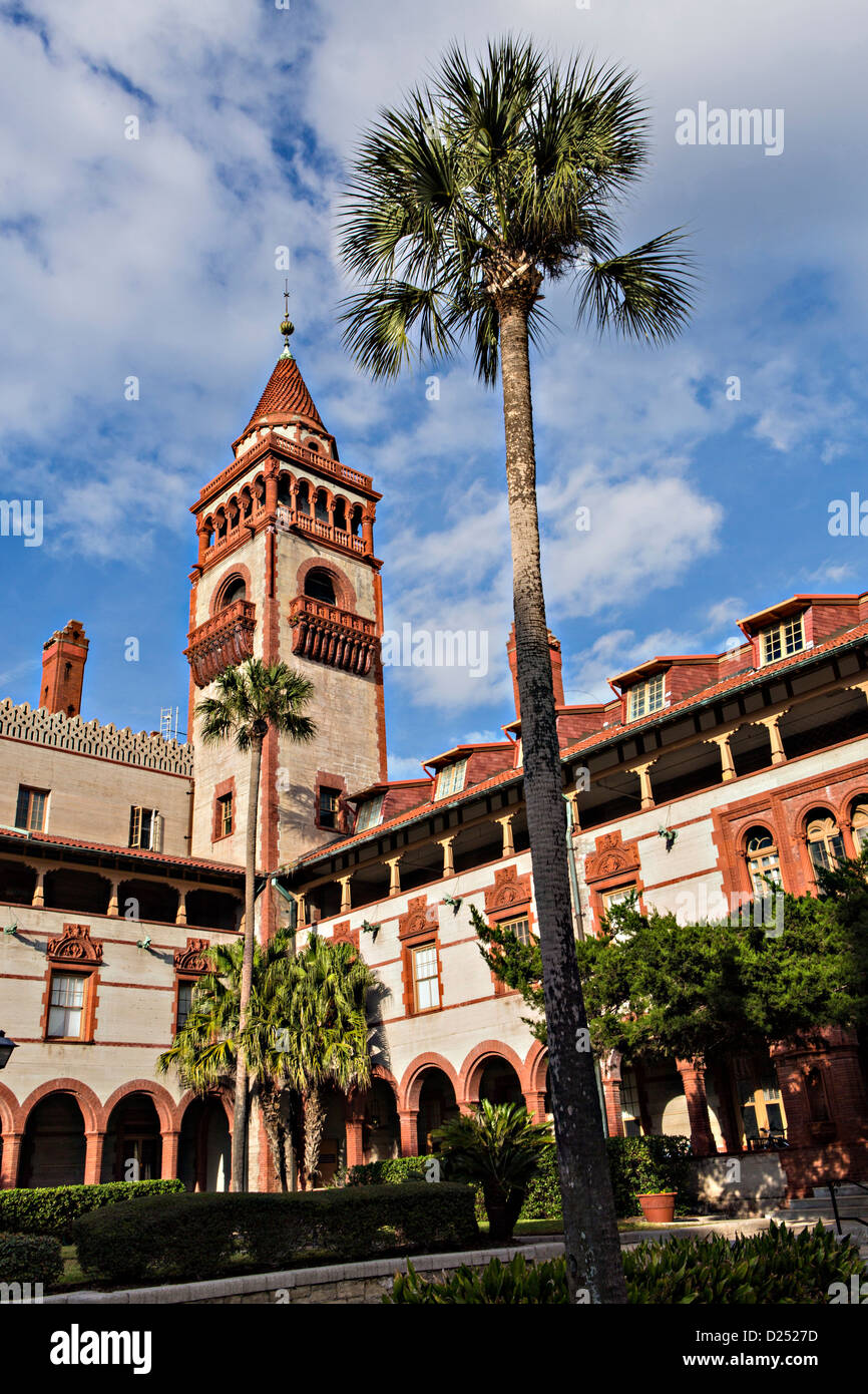 Flagler College à Saint Augustine, en Floride. Le bâtiment était à l'origine l'hôtel Ponce de Leon. Banque D'Images
