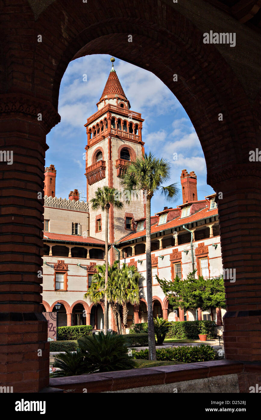 Flagler College à Saint Augustine, en Floride. Le bâtiment était à l'origine l'hôtel Ponce de Leon. Banque D'Images