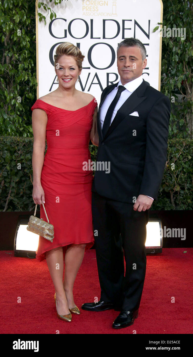 Acteurs Matt LeBlanc et Andrea Anders arrivent à la 70e assemblée annuelle Golden Globe Awards présenté par la Hollywood Foreign Press Association (HFPA,, à l'hôtel Beverly Hilton à Beverly Hills, USA, le 13 janvier 2013. Photo : Hubert Boesl/dpa Banque D'Images