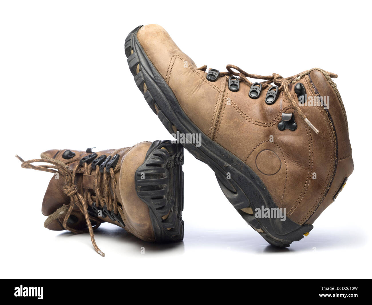 Une paire de bottes de marche isolé sur fond blanc Banque D'Images