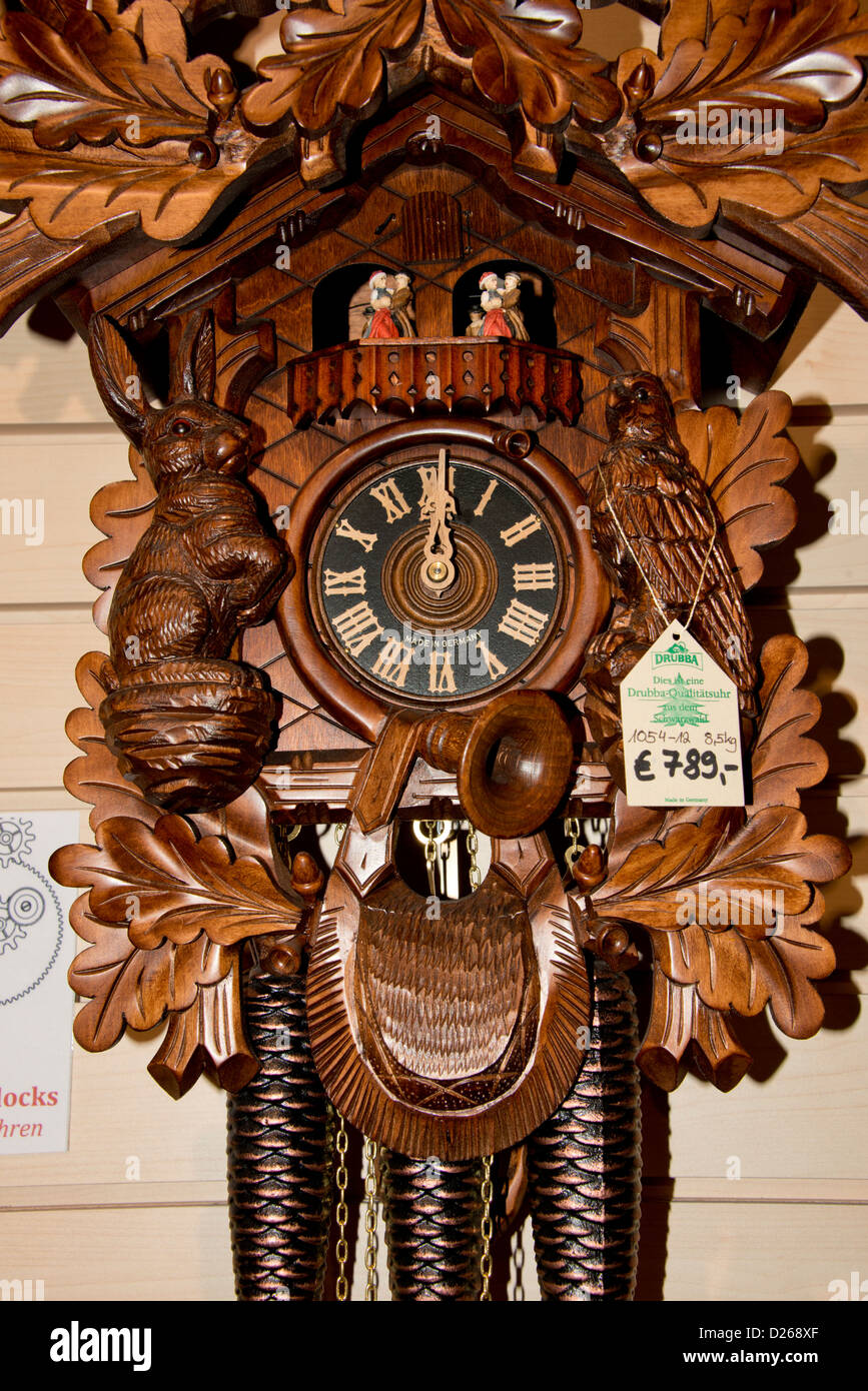 Horloge Coucou En Bois 9 Pouces - Allemagne, Motif élevant Sa Tasse, Neuve