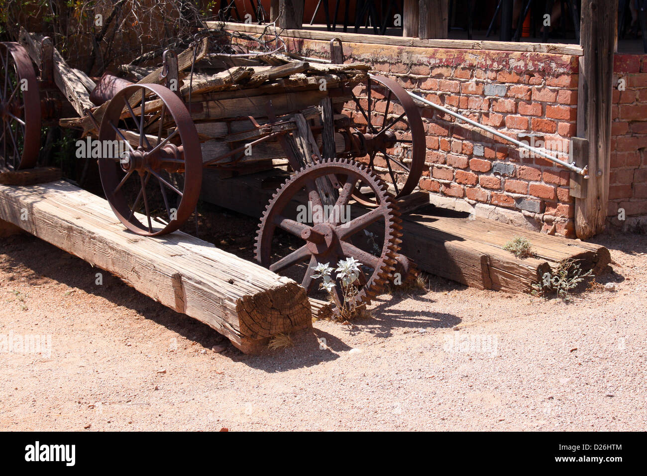 Vieux wagon et roue de machines Banque D'Images