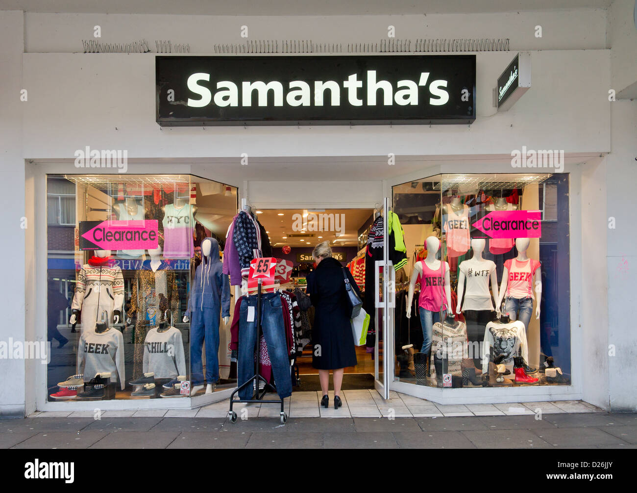 Samanthas feuille Womens Fashion Store Boutique Vêtements Banque D'Images