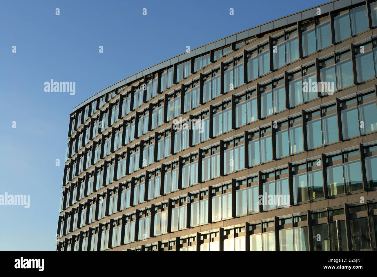 Copenhague, Danemark, la façade en verre d'un Buerogebaeudes moderne Banque D'Images