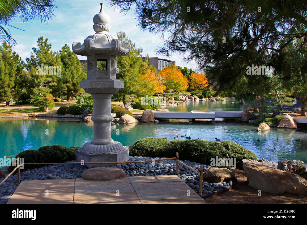 Au Jardin Japonais Lanterne Kasuga Banque D'Images