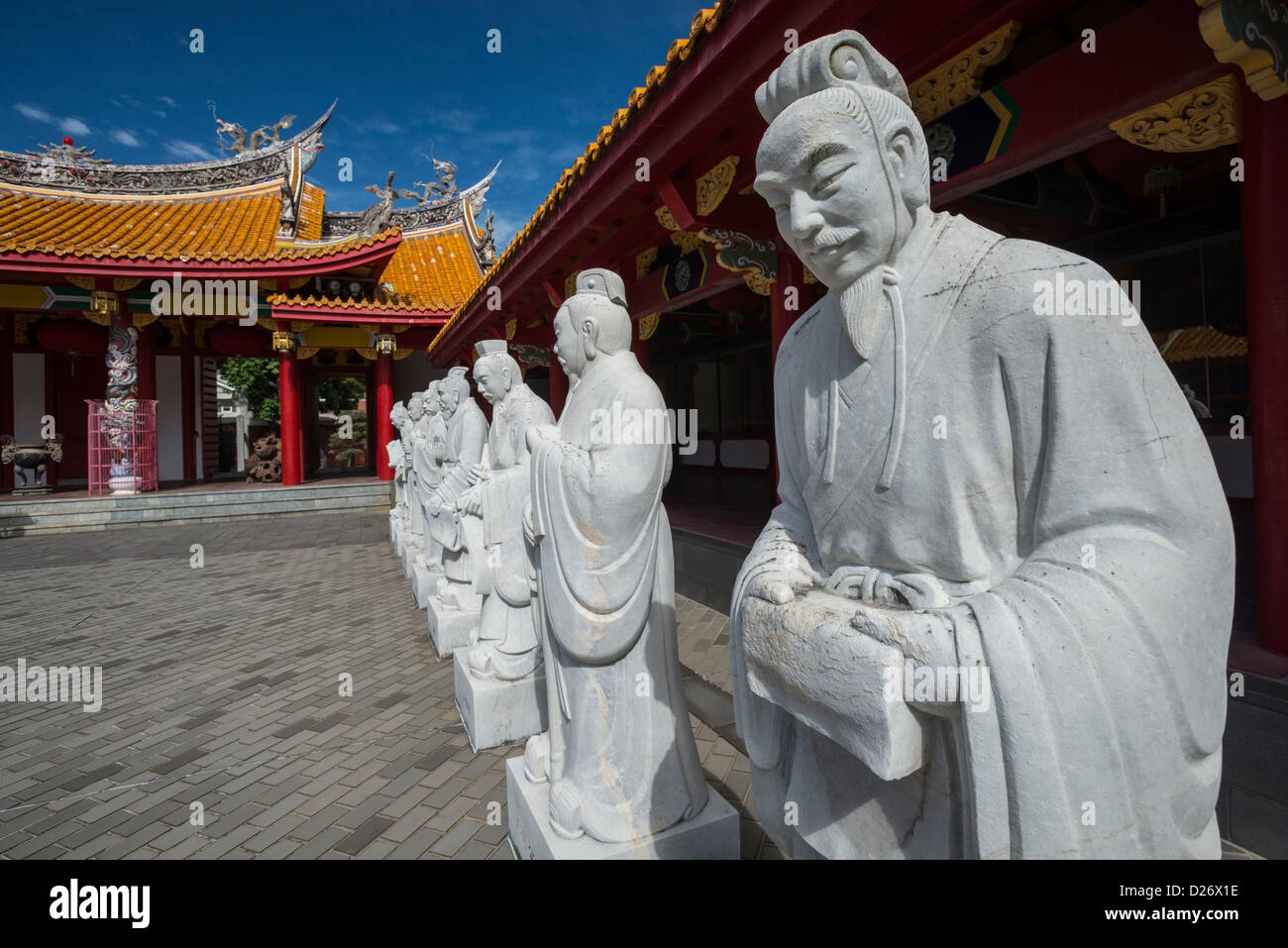 Des statues de philosophes chinois Confucius dans le culte, Nagasaki au Japon Banque D'Images