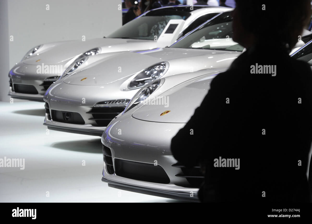 Porsche 911 sont sur l'affichage lors de la deuxième journée à la North American International Auto Show (NAIAS) à Detroit, USA, 14 janvier 2013. NAIAS ouvert officiellement le 14 janvier 2013 et est ouvert au grand public du 19 janvier au 27 janvier 2013. Photo : Uli Deck Banque D'Images