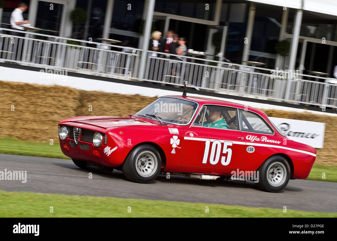 1972 Alfa Romero GT 1300 Junior à la Goodwood Festival of Speed 2012, Sussex, UK Banque D'Images