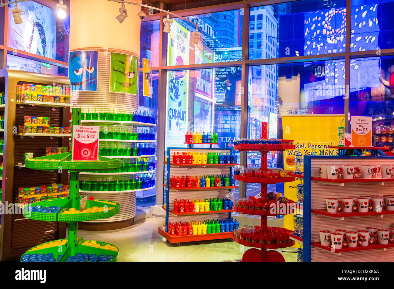 Le M&M world store à Times Square New York Banque D'Images