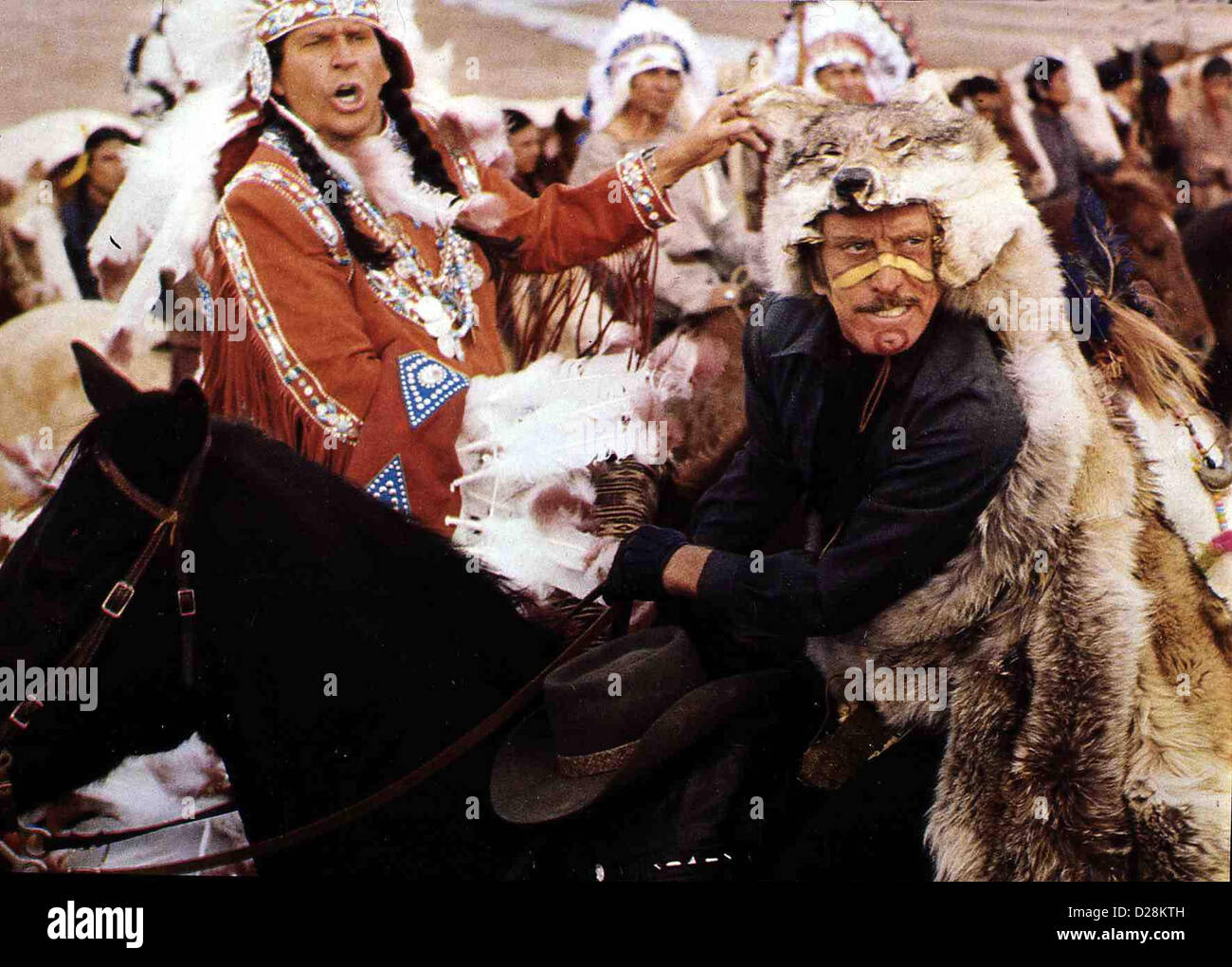 Kaktus-Jack Villain, Kirk Douglas mit den verschiedensten Mitteln versucht Revolverheld Kaktus-Jack (Kirk Douglas,r), die Banque D'Images