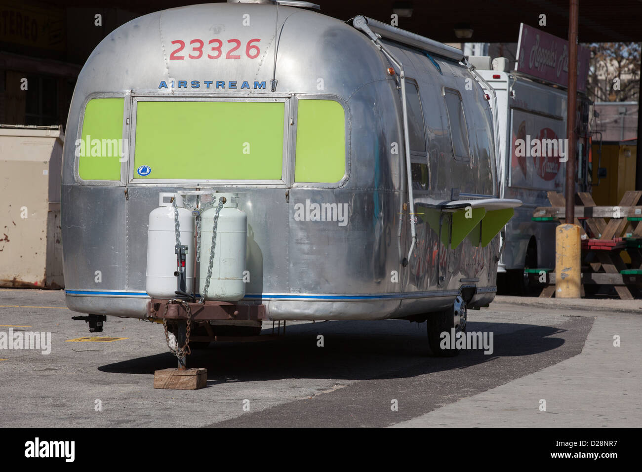 Une Airstream Trailer d'argent alimentaire à Austin, Texas Banque D'Images