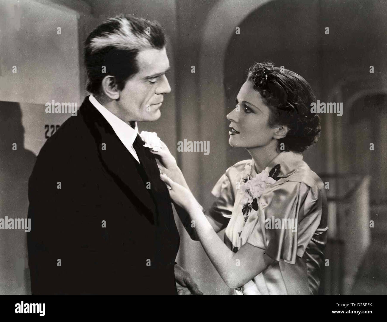 Rache mourir Des Toten Walking Dead, Boris Karloff, Marguerite Churchill Nachdem John Ellman (Boris Karloff) fuer ein Banque D'Images