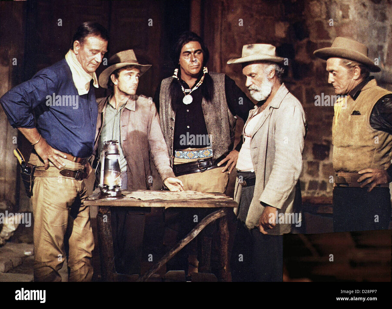 Die Gewaltigen Chariot de guerre, John Wayne, Robert Walker, Howard Keel, Keenan Wynn, Kirk Douglas Jackson (John Wayne) sich moechte Banque D'Images