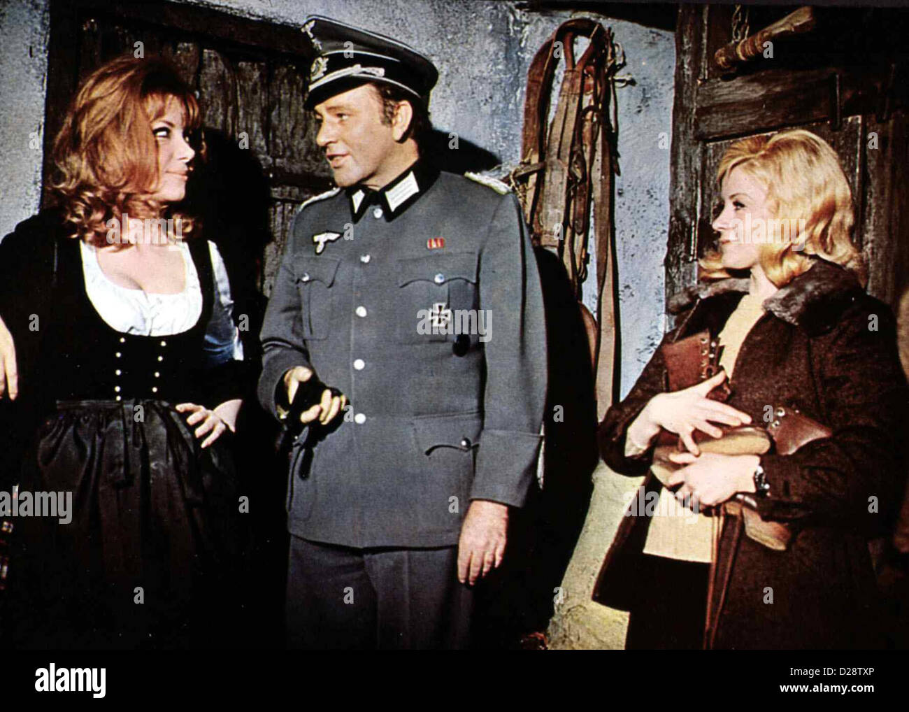 Agenten Sterben Einsam Where Eagles Dare Ingrid Pitt, Richard Burton, Mary Ure Es geling Grands Smith (Richard Burton), die Banque D'Images