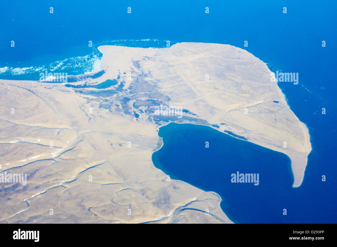 Paysage aérien avec la fonte des glaces de l'Arctique du Nunavut, Canada Banque D'Images