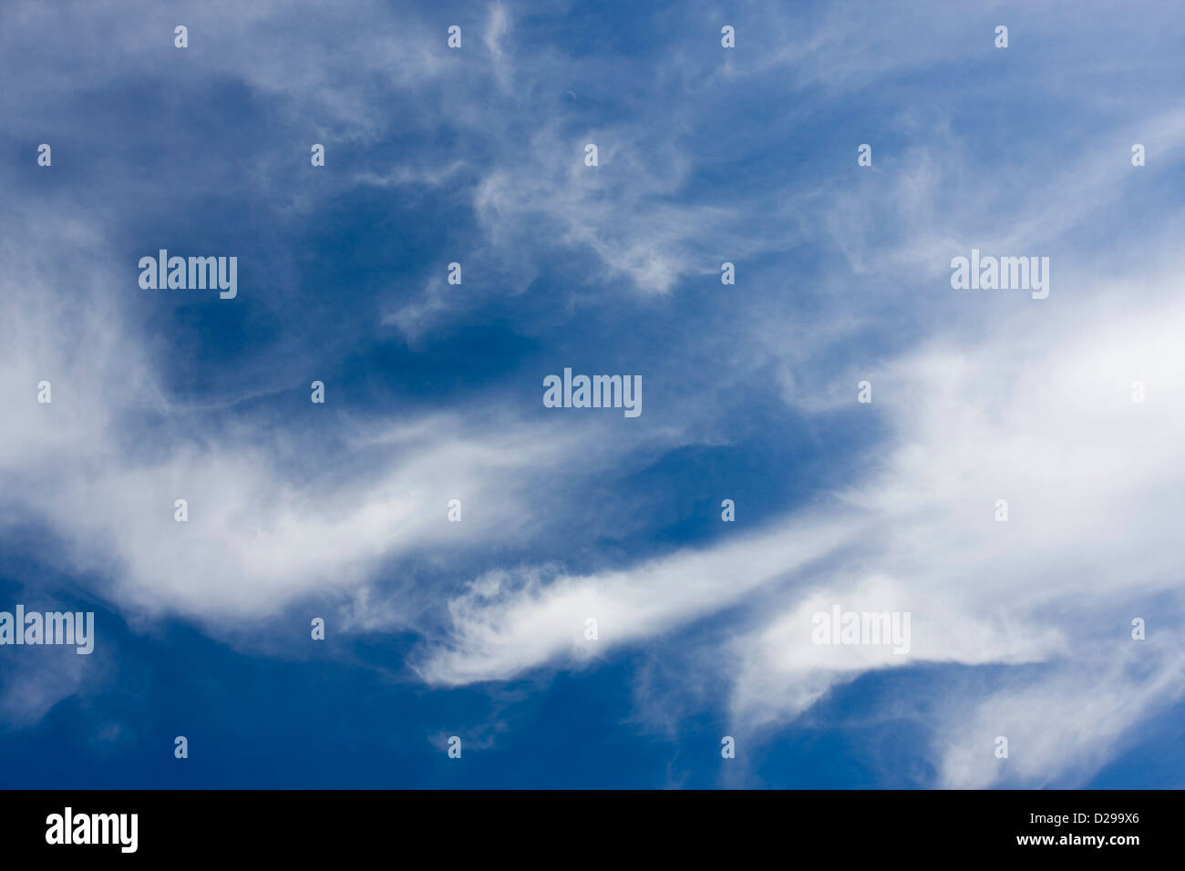 Ciel avec nuages Banque D'Images