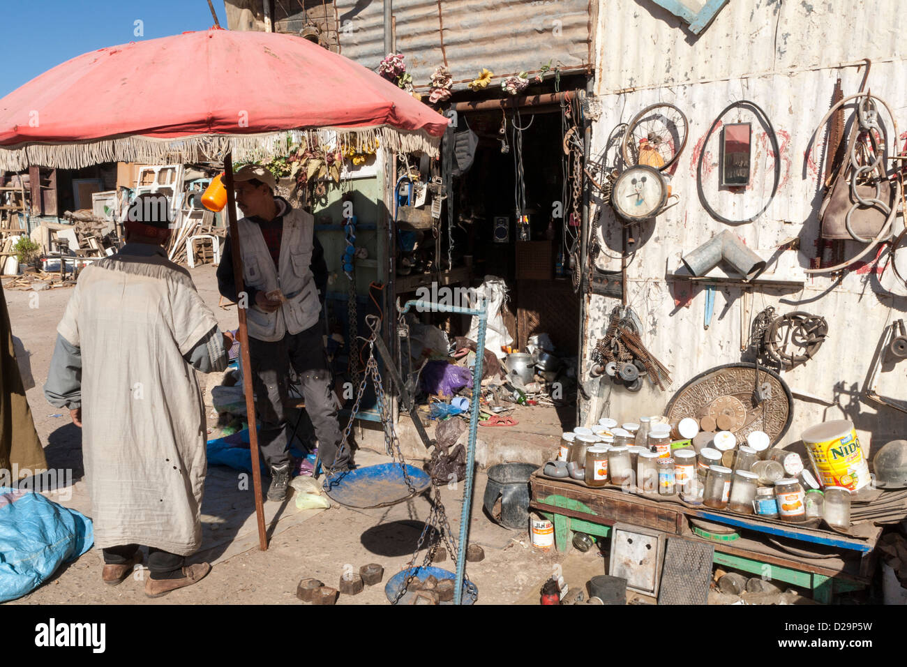 Scrayard, marché du dimanche, Berber Village, Taroudant, Maroc Banque D'Images
